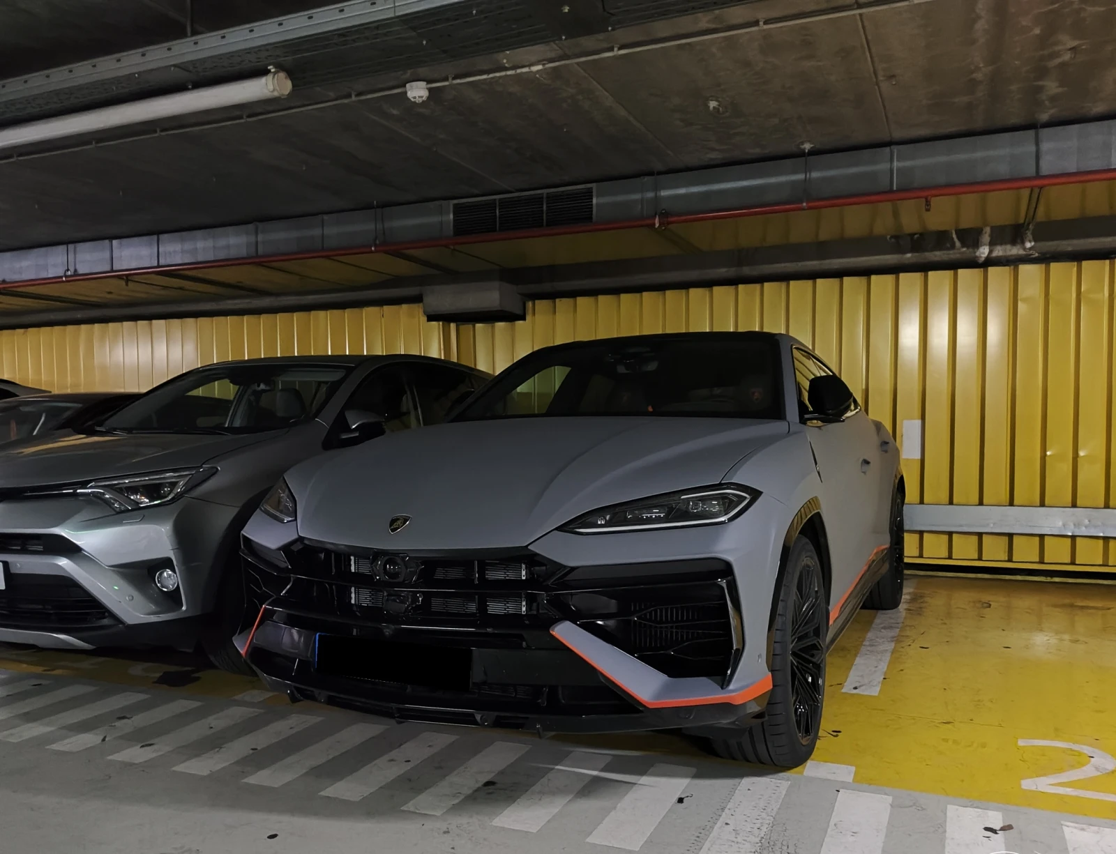 Lamborghini Urus  SE 4.0 V8 Plug-in Hybrid 4WD, снимка 4 - Автомобили и джипове - 54633985