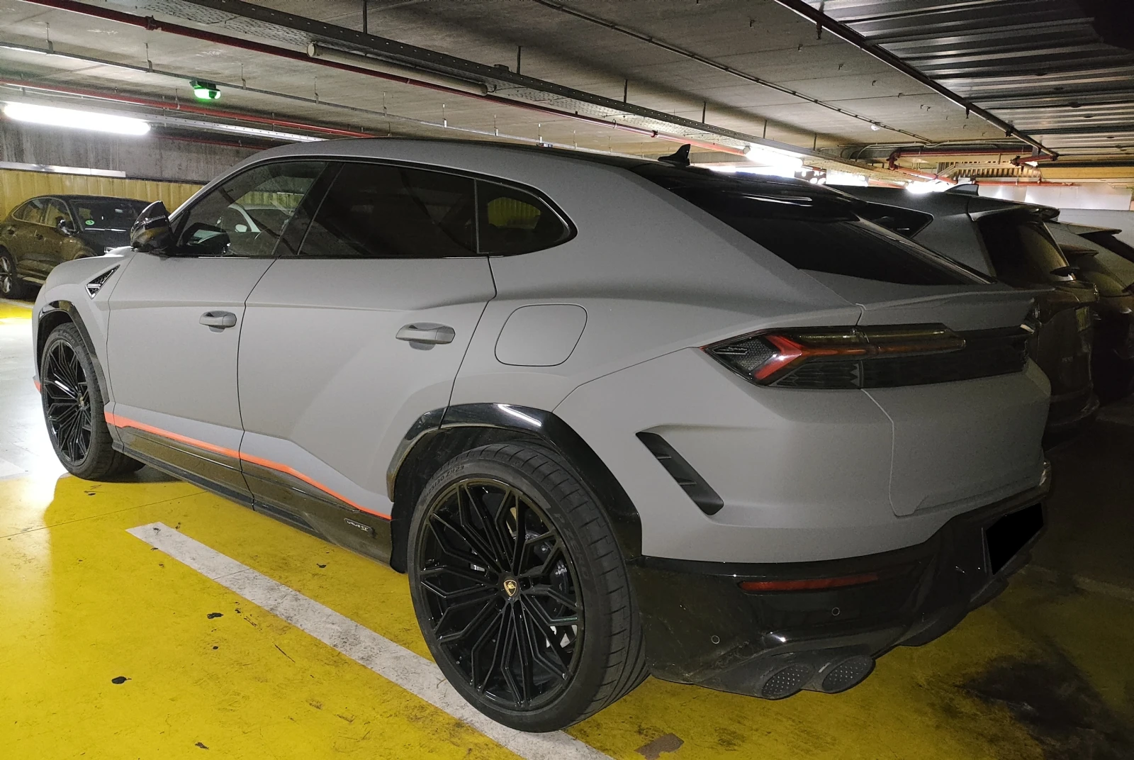 Lamborghini Urus  SE 4.0 V8 Plug-in Hybrid 4WD, снимка 6 - Автомобили и джипове - 54633985