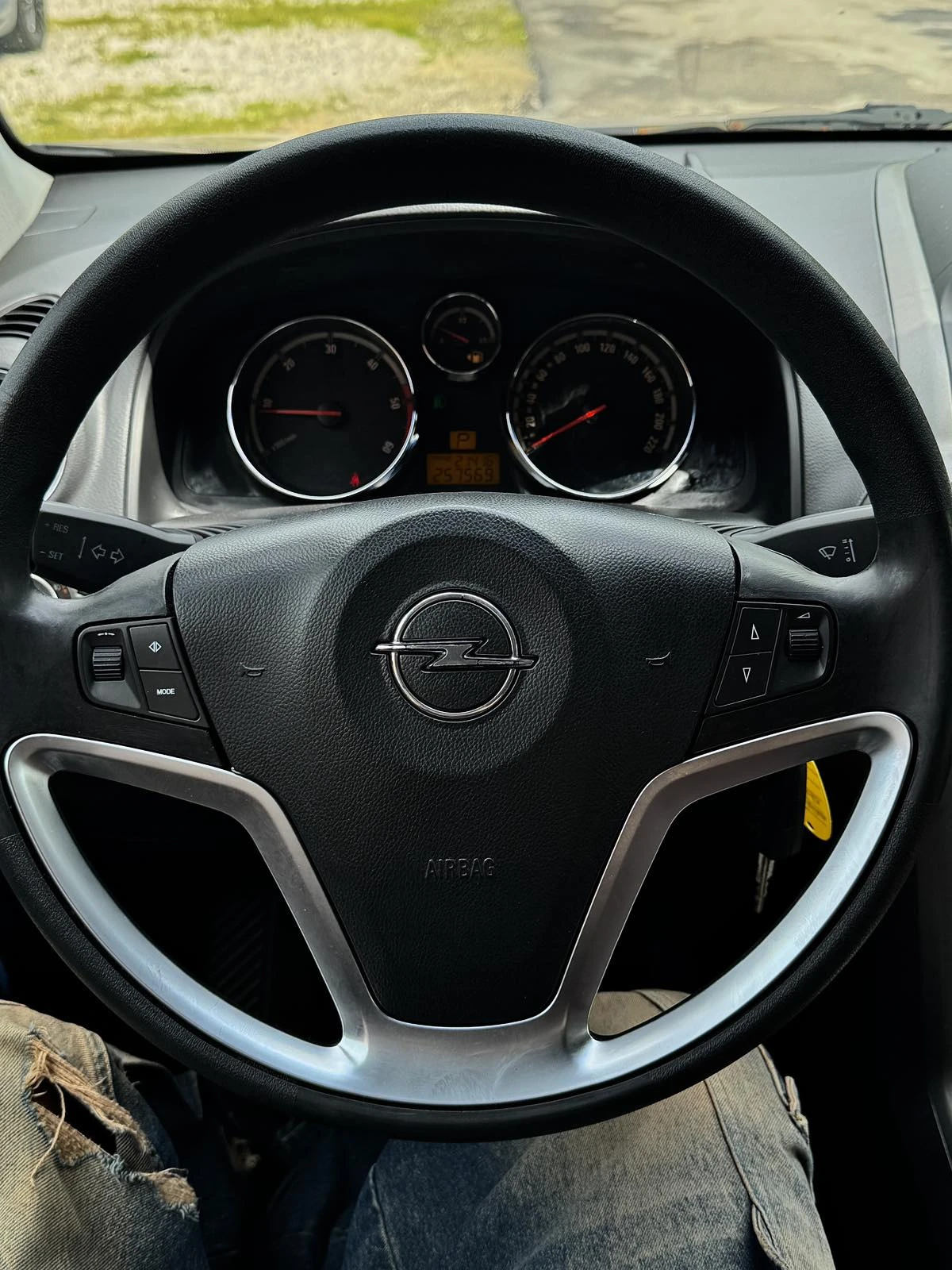 Opel Antara 2.0-CDTI-150HP-4x4, снимка 11 - Автомобили и джипове - 54666467