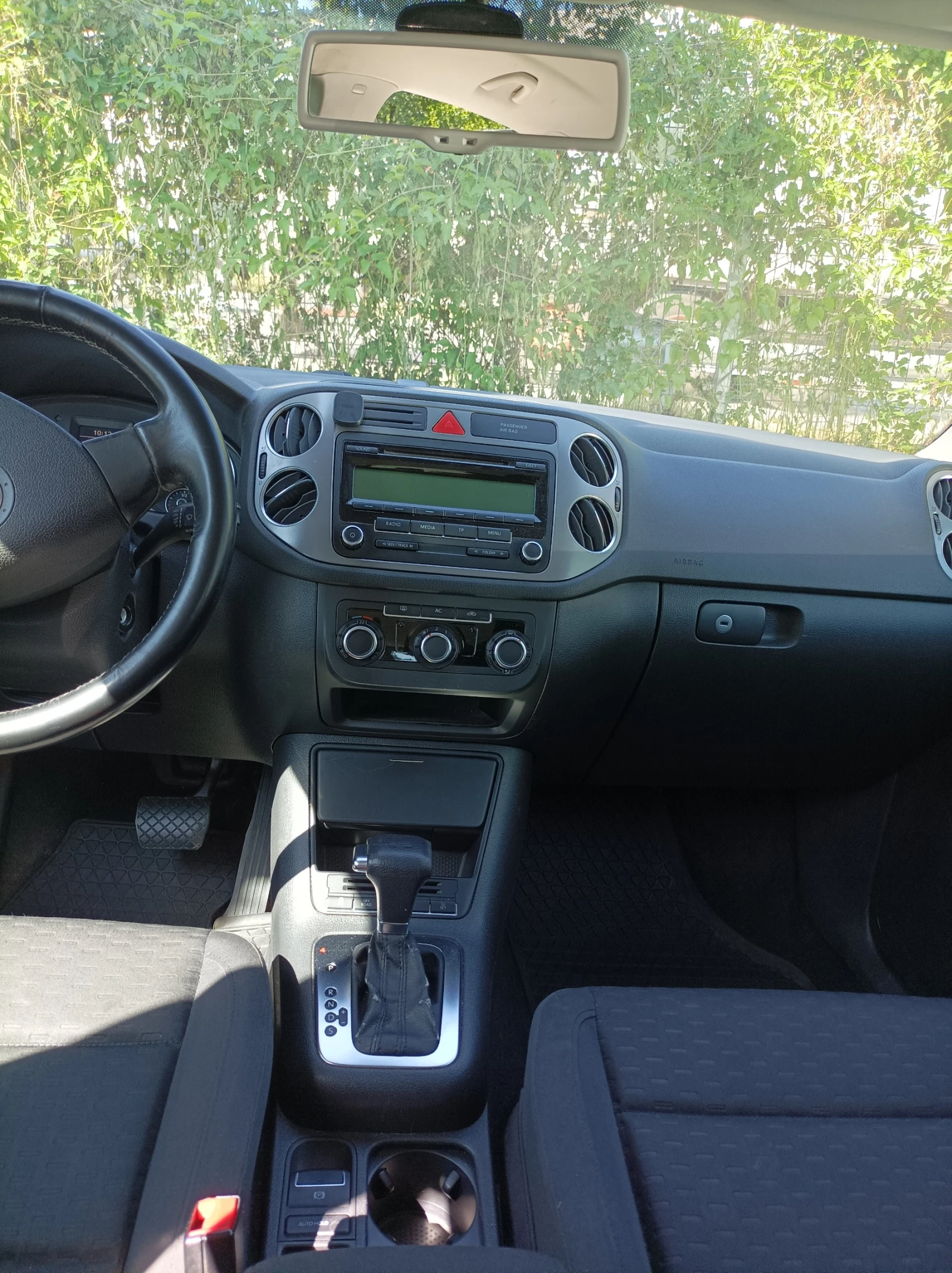 VW Tiguan, снимка 11 - Автомобили и джипове - 54847203