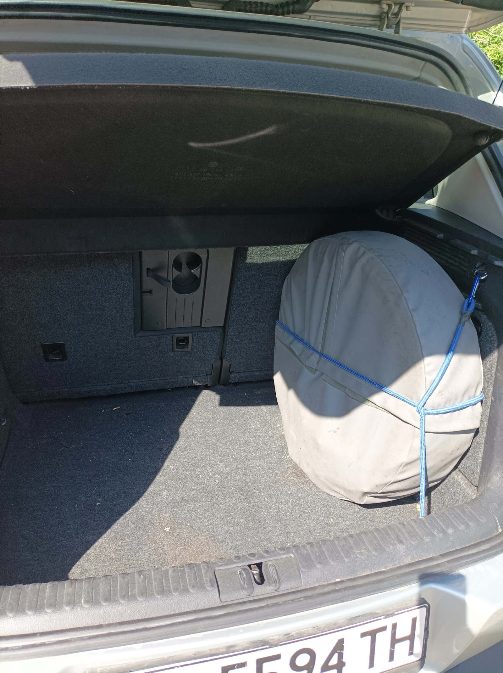 VW Tiguan, снимка 9 - Автомобили и джипове - 54847203