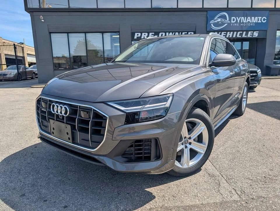 Audi Q8 * ДИСТРОНИК * 360 КАМЕРА * ОБДУХВАНЕ * ПАНОРАМА * 