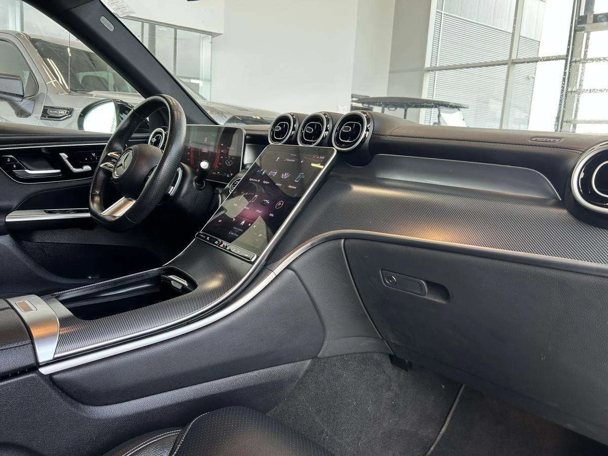 Mercedes-Benz GLC 300 | CARFAX | ГЛАВНО ПРЕДСТАВИТЕЛСТВО НА MERCEDES, снимка 9 - Автомобили и джипове - 56009939