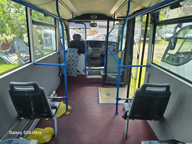 Renault Master 2.5 TDI, снимка 5 - Бусове и автобуси - 50459799