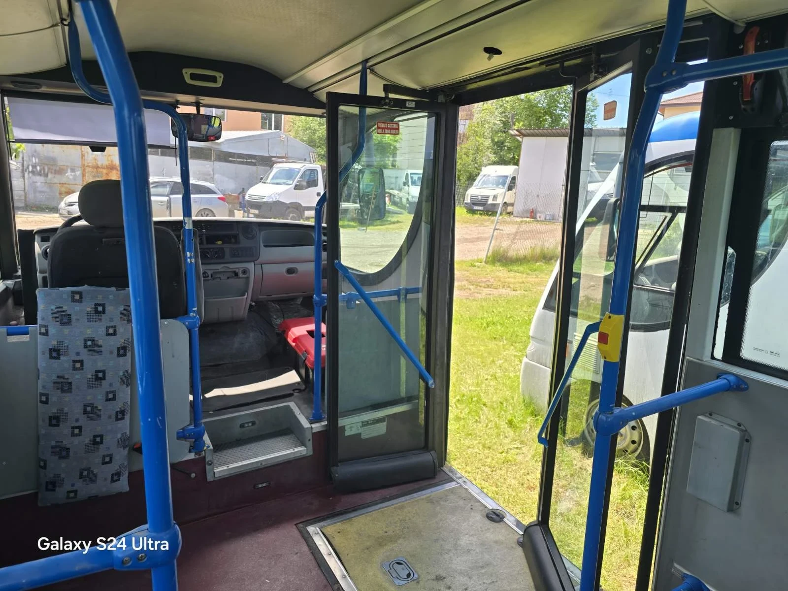 Renault Master 2.5 TDI - изображение 6