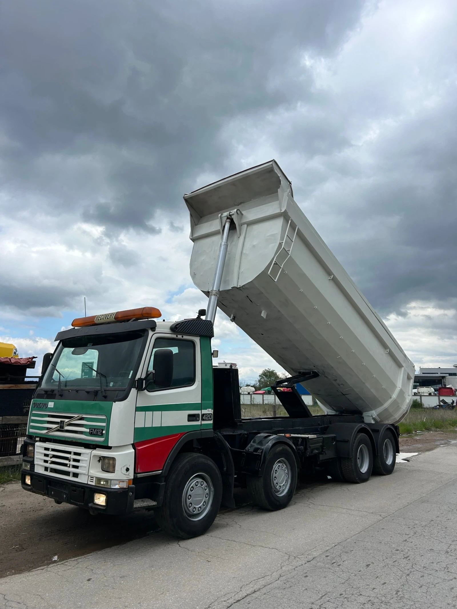 Volvo Fm 420, снимка 2 - Камиони - 54382237