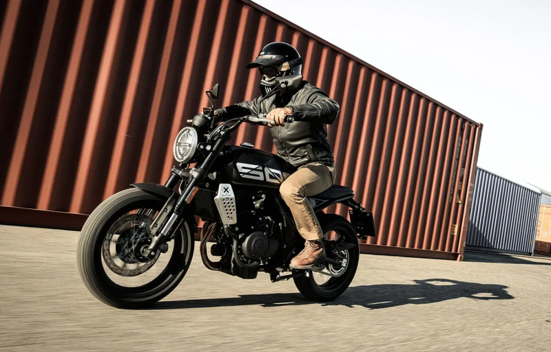 Brixton BX 125 CROSSFIRE 500 X RED, снимка 4 - Мотоциклети и мототехника - 52751971