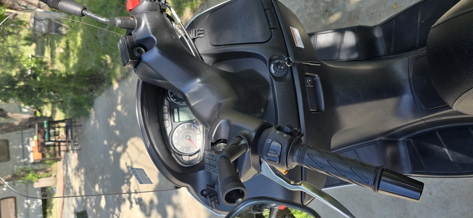 Suzuki Burgman UH200 - изображение 7