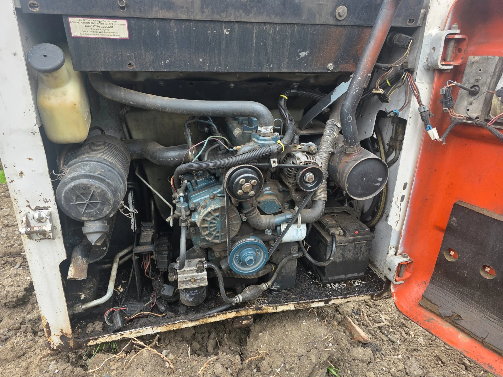 Мини челни товарачи Bobcat 553, снимка 8 - Индустриална техника - 54244266