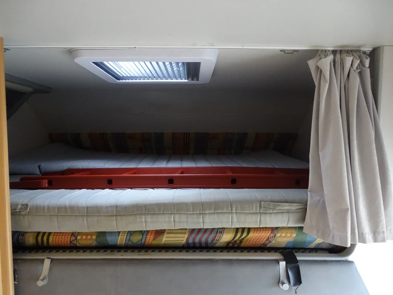 Кемпер Fiat KNAUS TRAVELLER , снимка 12 - Каравани и кемпери - 51878041