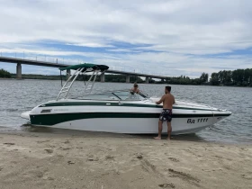 Моторна яхта Crownline 270 BR , снимка 5