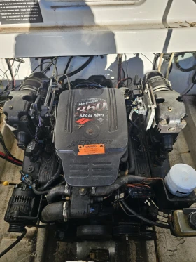 Моторна яхта Crownline 270 BR , снимка 6