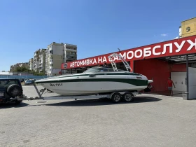 Моторна яхта Crownline 270 BR, снимка 1 - Воден транспорт - 49153969