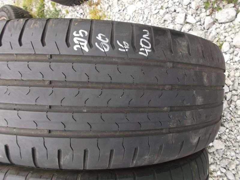 Гуми Летни 205/60R16, снимка 2 - Гуми и джанти - 14368867