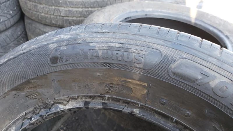 Гуми Летни 215/65R16, снимка 3 - Гуми и джанти - 27505376