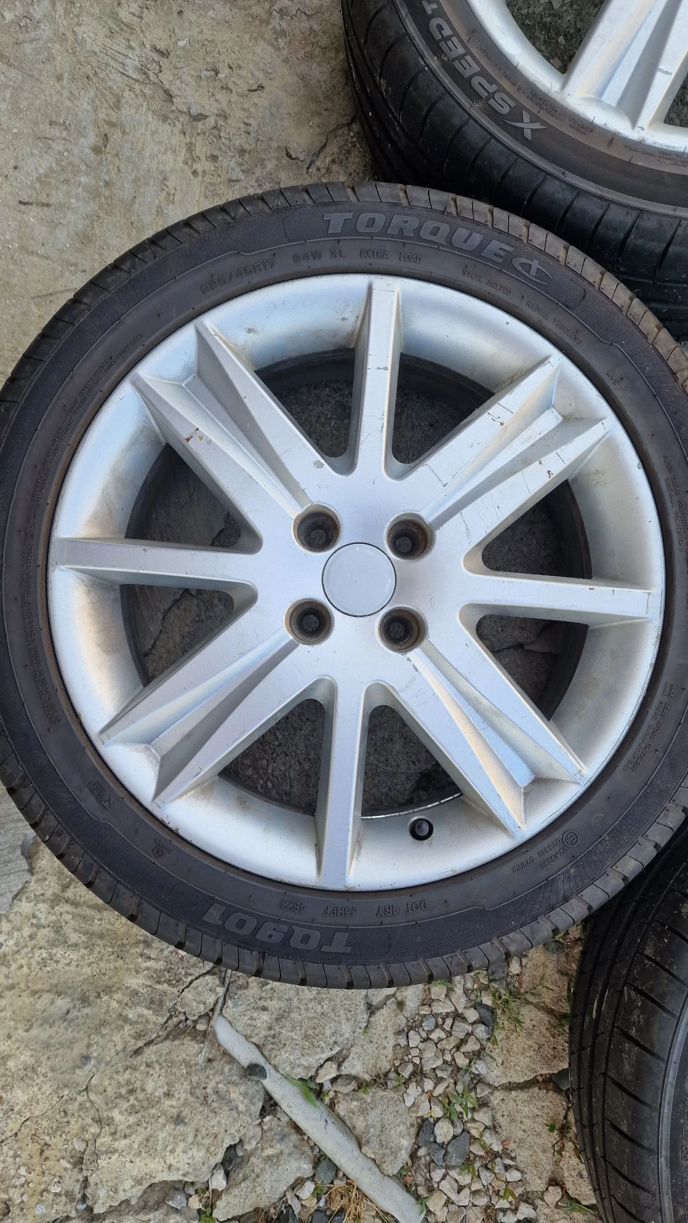 ���� � ������ 225/45R17 | Mobile.bg � ����������� 3