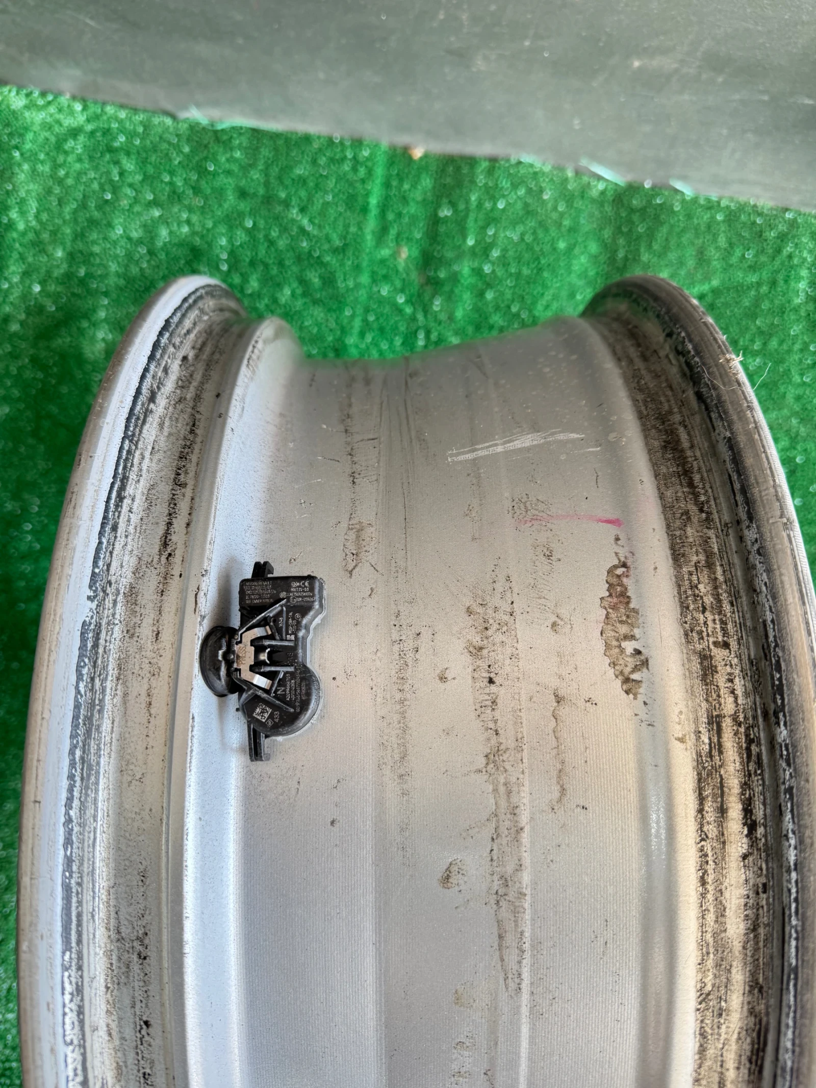 Джанти за Nissan, снимка 4 - Гуми и джанти - 53750072