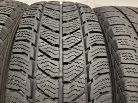 Гуми Зимни 215/65R16, снимка 4 - Гуми и джанти - 48784958