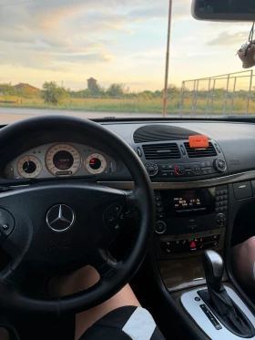 Mercedes-Benz 220, снимка 13