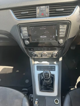 Skoda Octavia 1.6tdi / ДИСТРОНИК / ПАРКТРОНИК / ТОП , снимка 12
