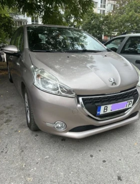 Peugeot 208 1.2 , снимка 7