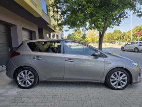 Toyota Auris 1.8 Хибрид , снимка 5