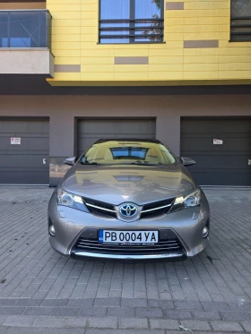 Toyota Auris 1.8 Хибрид , снимка 2
