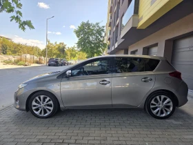 Toyota Auris 1.8 Хибрид , снимка 4