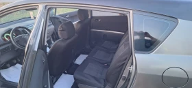 Toyota Corolla verso, снимка 8