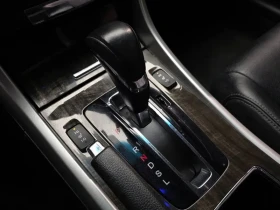 Honda Accord 2.4 - САМО 30% АВАНС, снимка 17