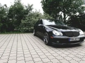  Mercedes-Benz C 320