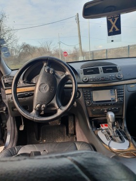 Mercedes-Benz E 320, снимка 10 - Автомобили и джипове - 44415786