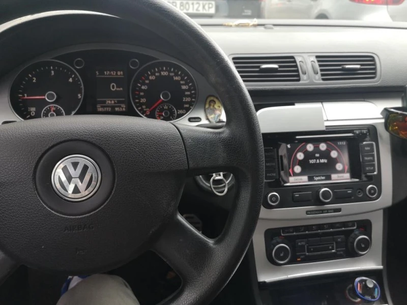 VW Passat B6 Variant, снимка 9 - Автомобили и джипове - 47617503