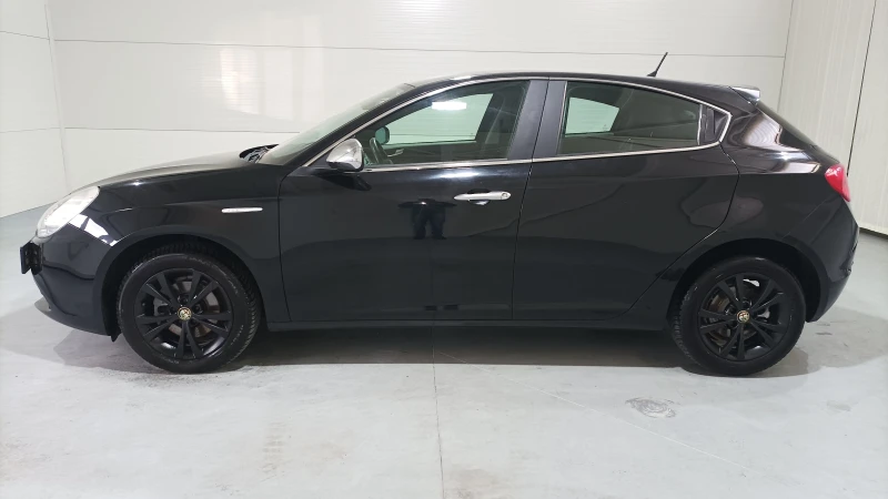 Alfa Romeo Giulietta 1.6 d, снимка 8 - Автомобили и джипове - 48966650