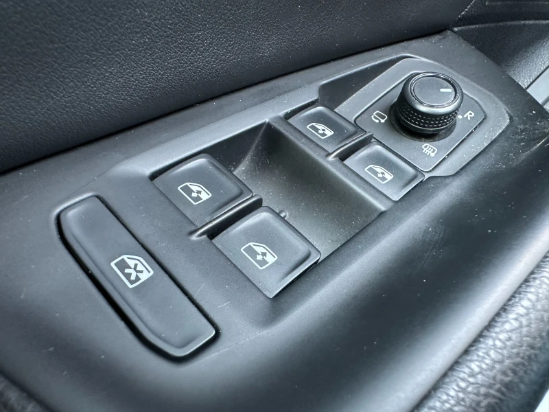 VW Arteon Гаранция 6 месеца! /2.0d 190кс./4х4/Digital/от БГ, снимка 17 - Автомобили и джипове - 50601327