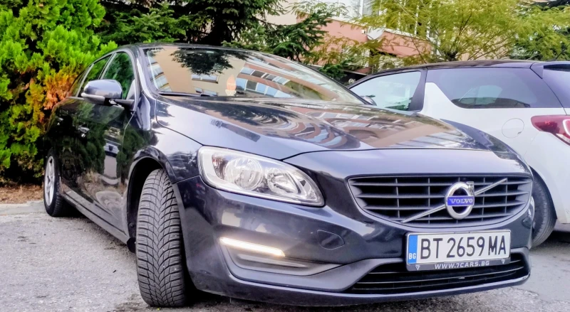 Volvo V60 D3 150, снимка 5 - Автомобили и джипове - 52567937