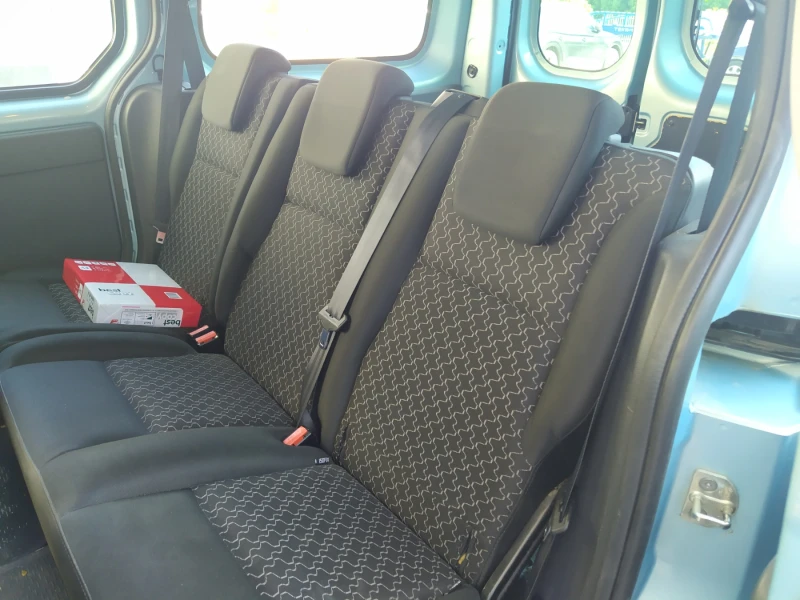 Renault Kangoo MAXI ПЪТНИЧЕСКИ, снимка 15 - Автомобили и джипове - 51616830