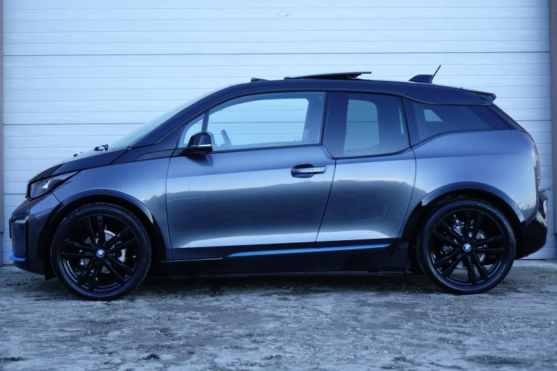 BMW i3 I3S* LED* 120AH* KEYLESS* HARMAN/KARDON* PANO* , снимка 3 - Автомобили и джипове - 52214109