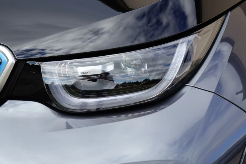 BMW i3 I3S* LED* 120AH* KEYLESS* HARMAN/KARDON* PANO* , снимка 4 - Автомобили и джипове - 52214109