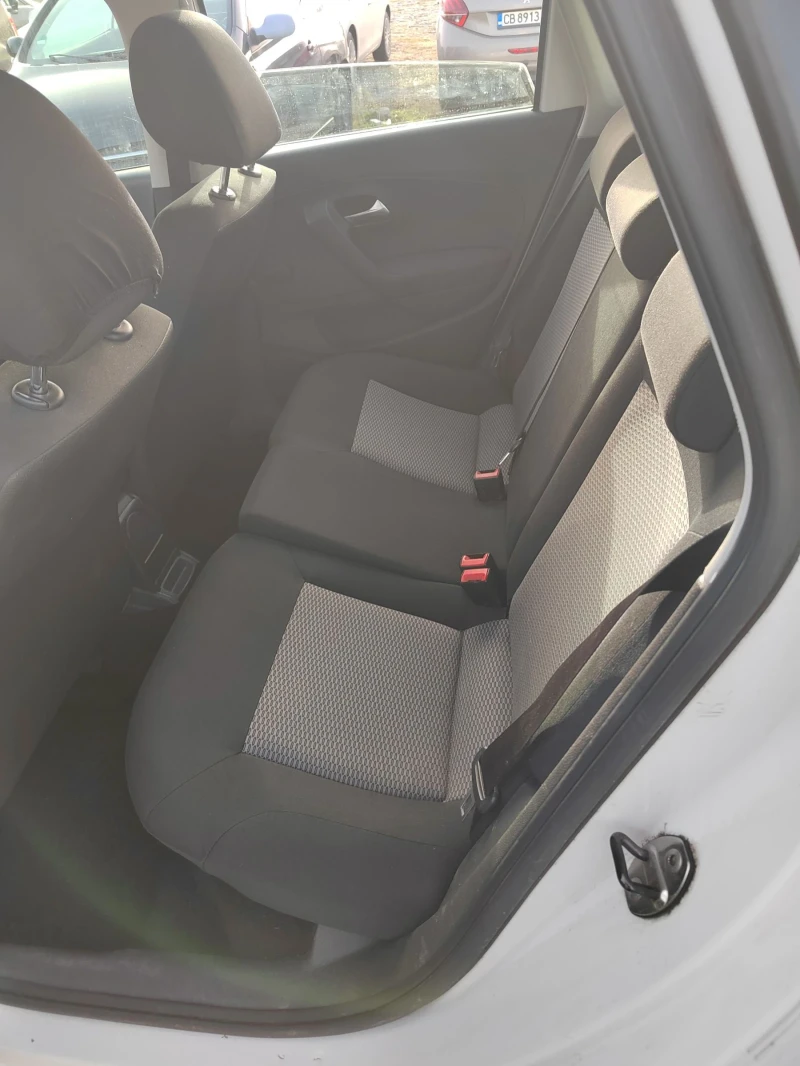 VW Polo 1.2 TDI , снимка 9 - Автомобили и джипове - 52434418