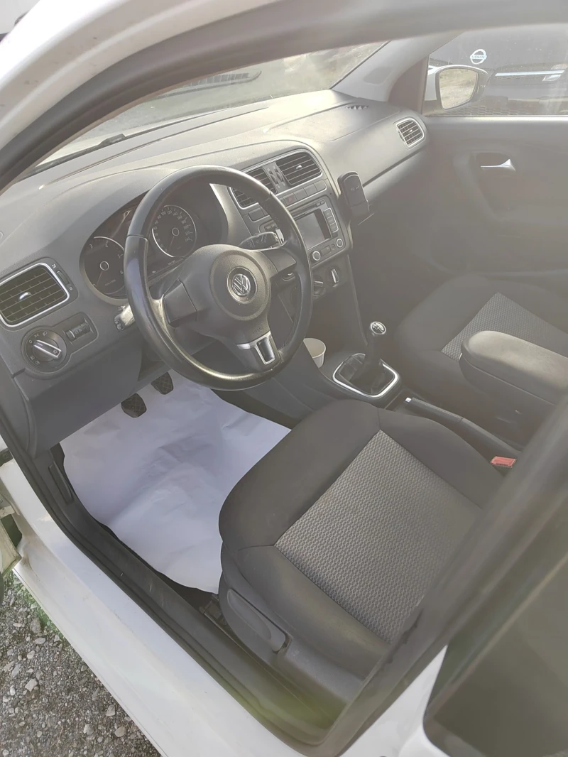 VW Polo 1.2 TDI , снимка 13 - Автомобили и джипове - 52434418