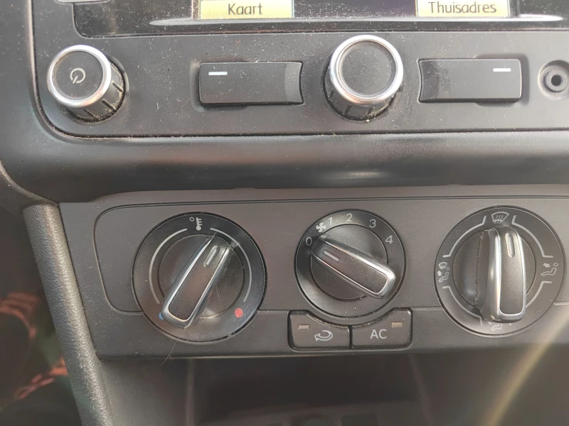 VW Polo 1.2 TDI , снимка 10 - Автомобили и джипове - 52434418