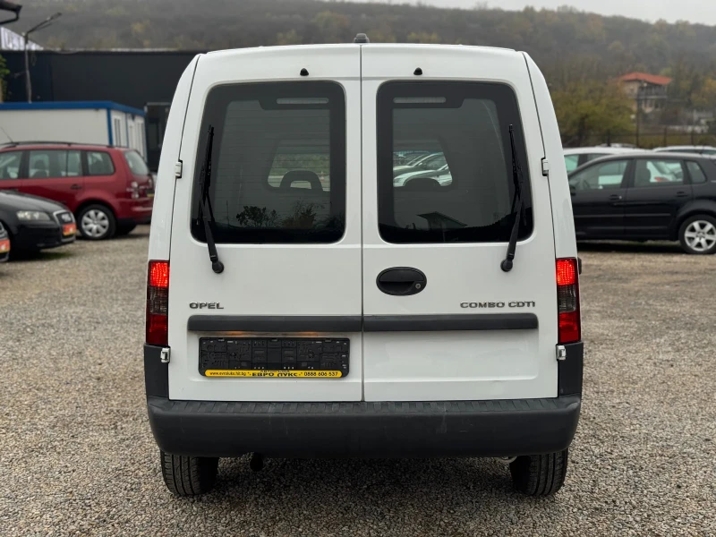 Opel Combo 1.7CDTI 101кс КЛИМАТИК НАВИГАЦИЯ , снимка 5 - Автомобили и джипове - 52537513