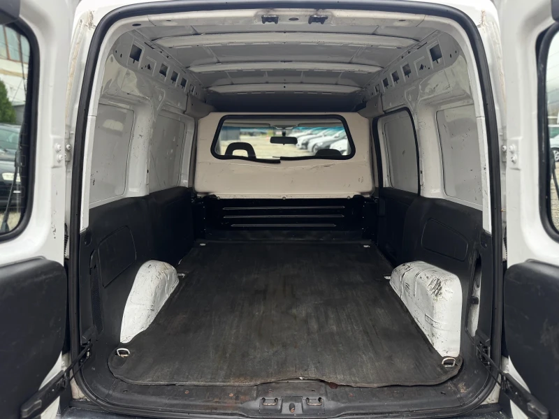 Opel Combo 1.7CDTI 101кс КЛИМАТИК НАВИГАЦИЯ , снимка 14 - Автомобили и джипове - 52537513