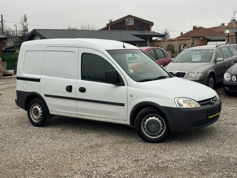 Opel Combo 1.7CDTI 101кс КЛИМАТИК НАВИГАЦИЯ , снимка 7 - Автомобили и джипове - 52537513