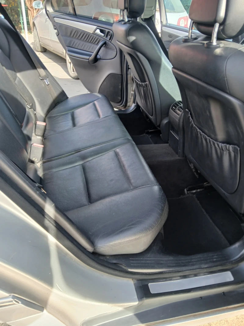 Mercedes-Benz C 220 2.2CDI Facelift, снимка 8 - Автомобили и джипове - 52540235