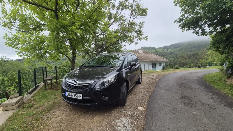 Opel Zafira, снимка 3 - Автомобили и джипове - 52585762