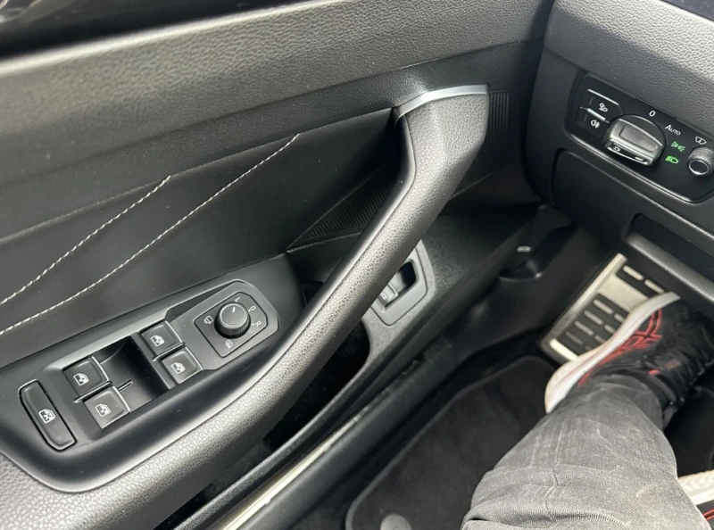 VW Arteon 2.0 TDI SHOOTING BRAKE110KW.360 KAMERA.LED.NAVI, снимка 12 - Автомобили и джипове - 52845798