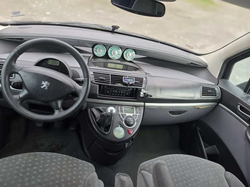 Peugeot 807 2.2 i 7 Места, снимка 13 - Автомобили и джипове - 53094565