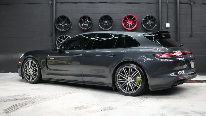 Porsche Panamera 4 E-Hybrid Sport Turismo AWD, снимка 3 - Автомобили и джипове - 53120106